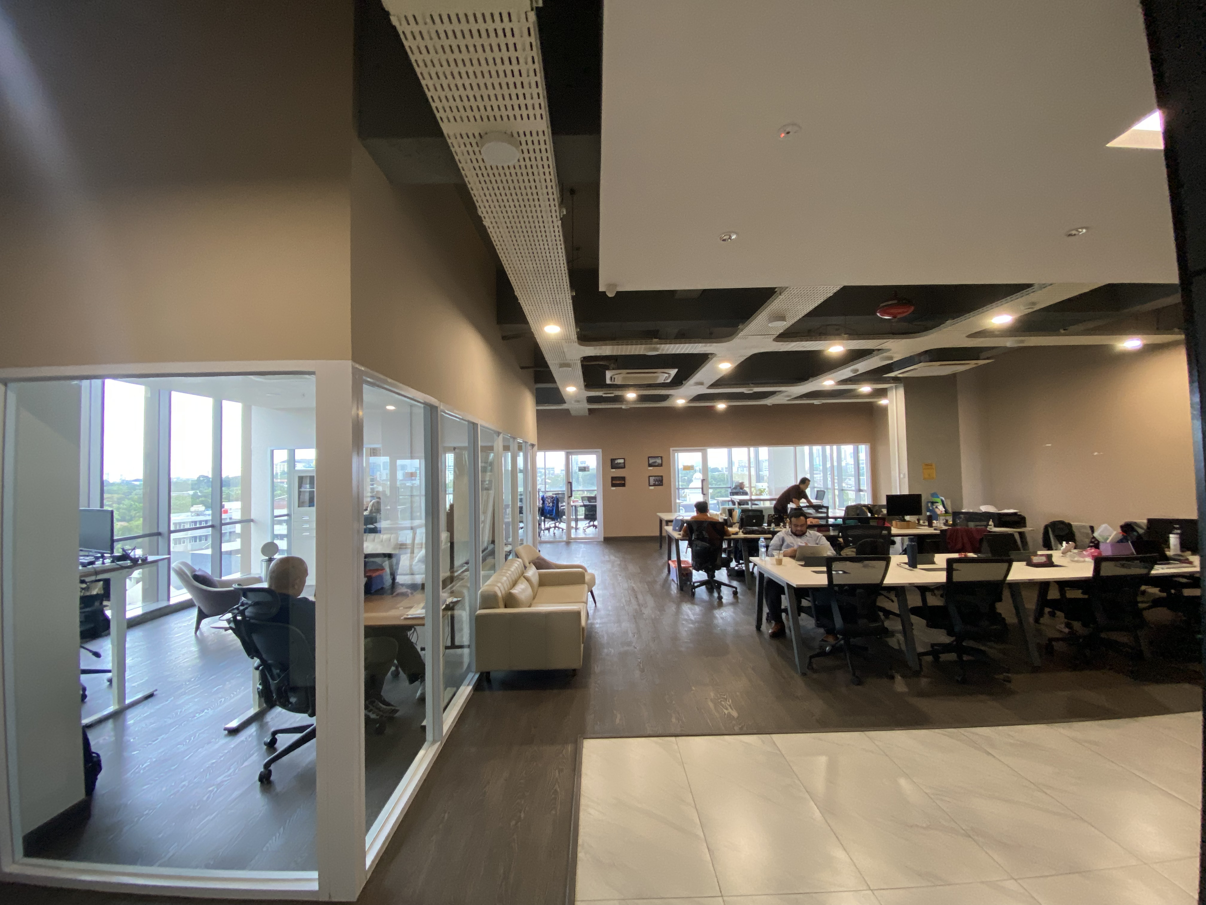 Disewakan Gedung Kantor Lantai 8 Di Jakarta Pusat